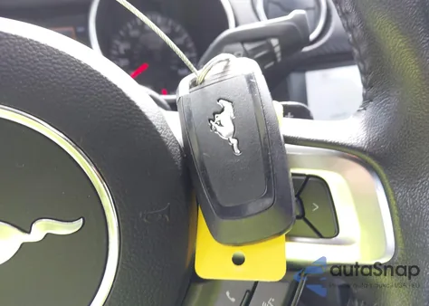 2021 Ford Mustang Ecoboost Fastback z USA, uszkodzony, nr VIN 1FA6P8TH2M5140071